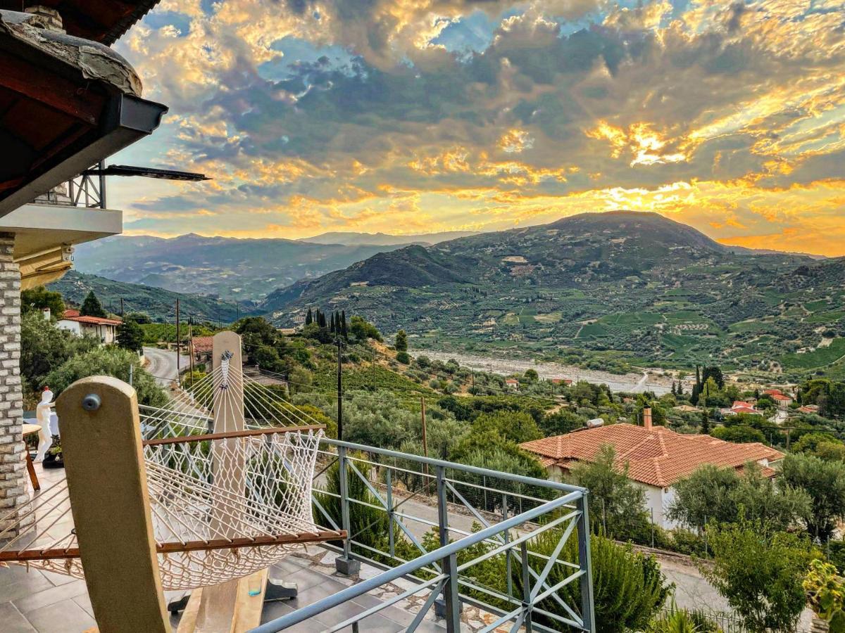Stone Maisonettes Aigio Dış mekan fotoğraf