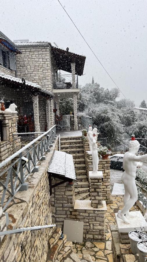 Stone Maisonettes Aigio Dış mekan fotoğraf